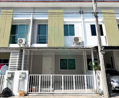 For Sell Town house NIRVANA COVER ON-NUT 2-story 3 bedroom 3 bathroom