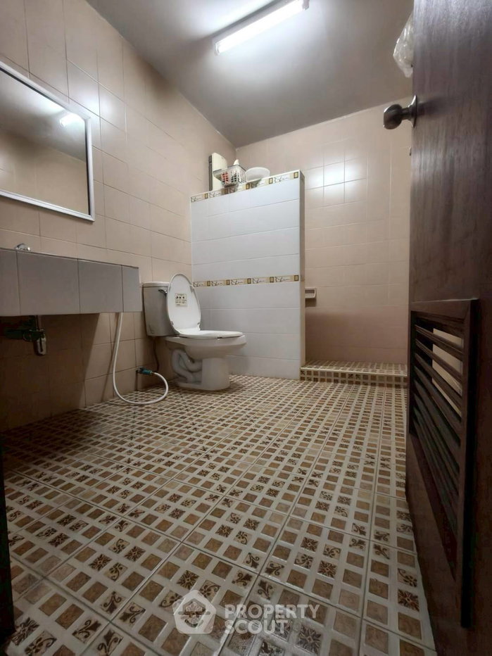 picture Pet-Friendly 3-BR House At Panwadee Village, Wang Thonglang (ID 3394985) - 23/37