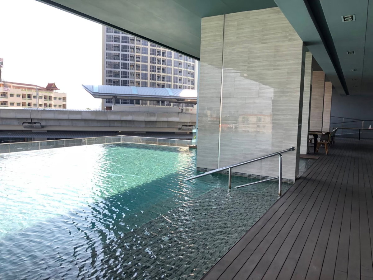 รูป 🔥 ห้องใหญ่ 35 ตร.ม. เช่าเพียง 11,980 บาท/เดือน! 🔥  🏢 ให้เช่า แอมเบอร์ คอนโด (Amber Condo) - รูปที่ 7/10
