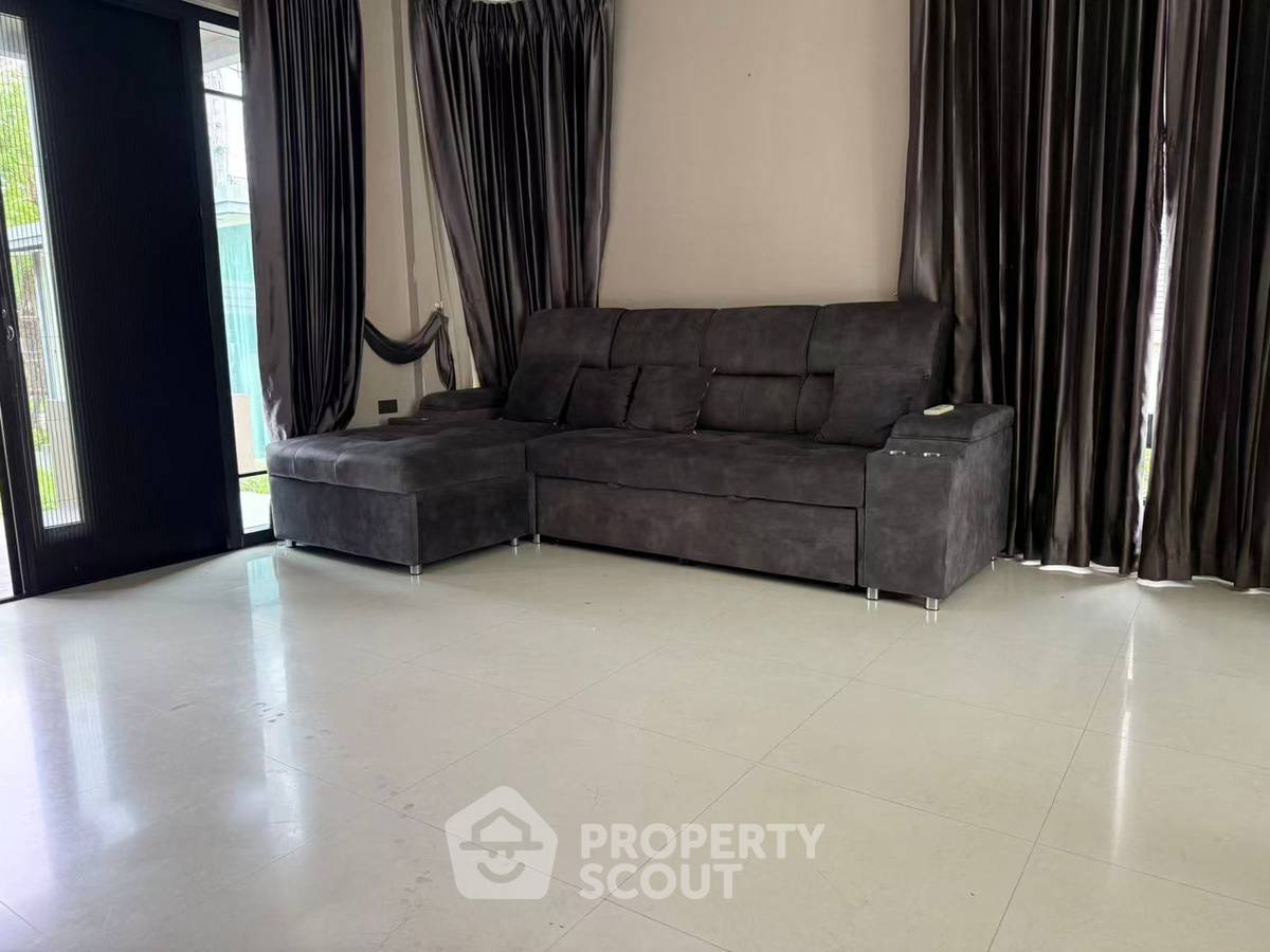 รูป บ้าน 4-ห้องนอน ที่ มัณฑนา เลค วัชรพล ใน ออเงิน (ID 3387504) - รูปที่ 10/14
