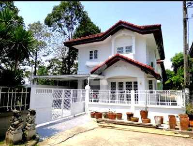 เช่าบ้านเดี่ยว วิทยาลัยเทคนิคกาญจนาภิเษกมหานคร : ให้เช่าด่วน บ้านเดี่ยว 2 ชั้น พื้นที่เยอะ จอดรถได้ 2-3 คัน ใกล้ Mrt สีชมพู และ สีส้ม ต้นสาย มีนบุรี
