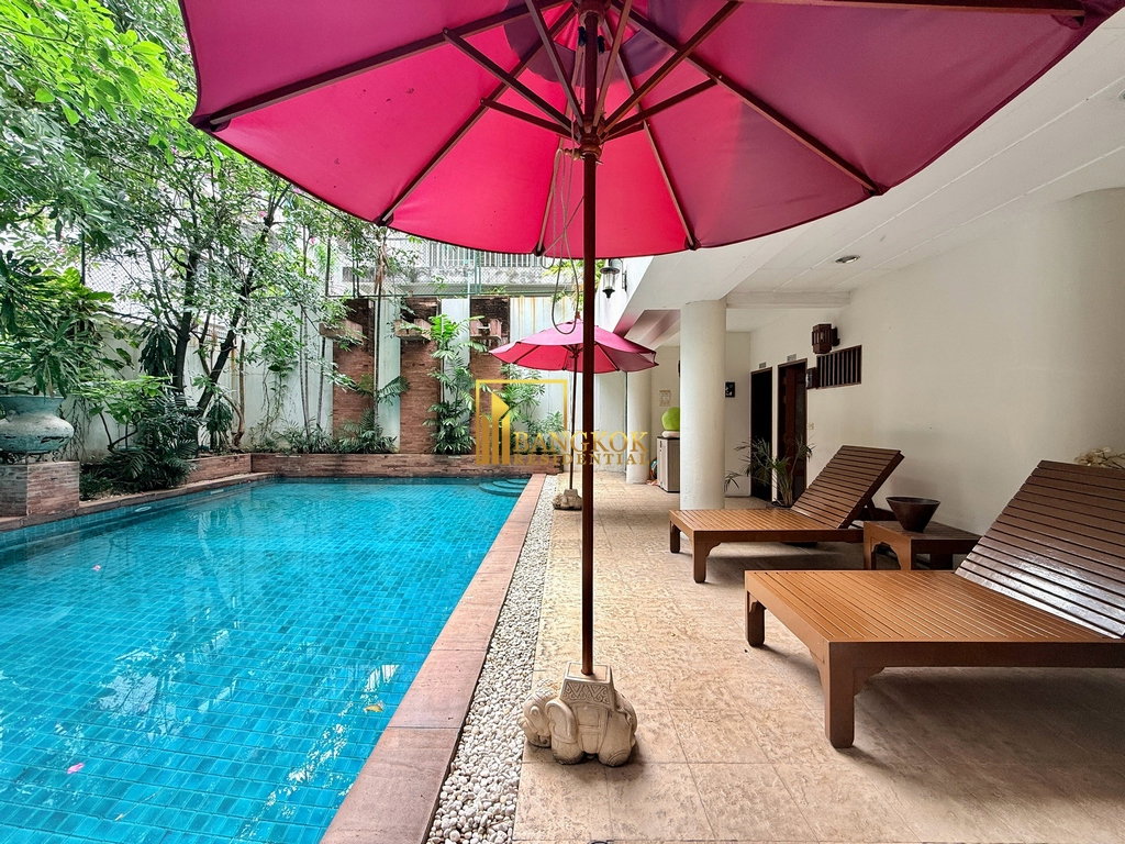 รูป Charming 3 Bedroom Apartment For Rent in Phrom Phong Area - BR20081AP - รูปที่ 33/42
