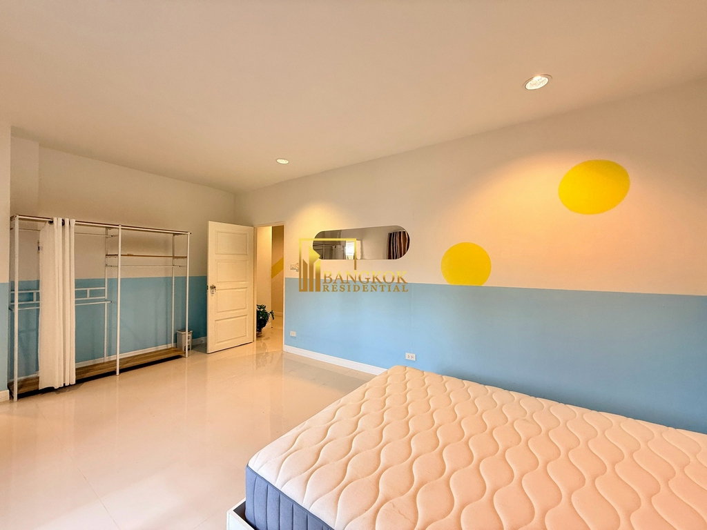 picture Thonglor Classic Home | Spacious 5 Bed Townhouse in Thonglor - BR49108TH - 17/44