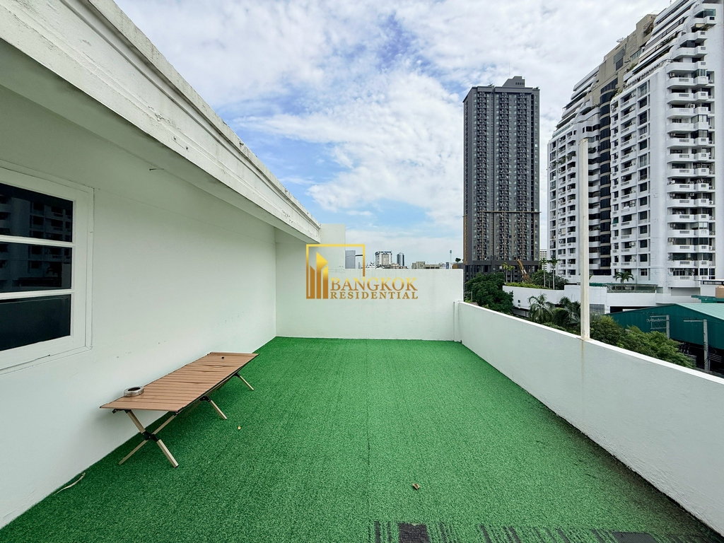 picture Thonglor Classic Home | Spacious 5 Bed Townhouse in Thonglor - BR49108TH - 42/44
