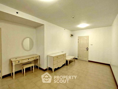 Condos for sale : 1-BR Condo at City Home Rattanathibet near MRT Bang Krasor (ID 3389348)