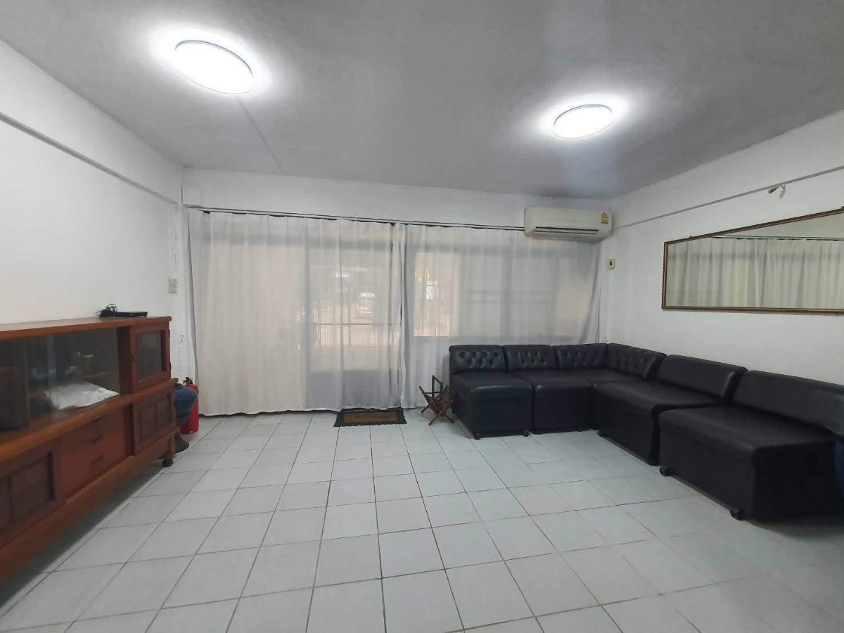 รูป 🏡 ให้เช่าทาวน์โฮม สุขุมวิท 68 3 ห้องนอน 2 ห้องน้ำ ใกล้ BTS อุดมสุข✨ ทำเลเมือง เดินทางสะดวก ใกล้รถไฟฟ้าและทางด่วน - รูปที่ 5/20
