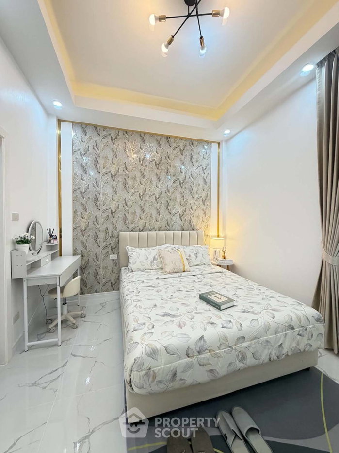 รูป ทาวน์เฮ้าส์ 2 ห้องนอน เลี้ยงสัตว์ได้ ที่ Beautiful Ready-To-Move-In Home (ID 3393471) - รูปที่ 12/28