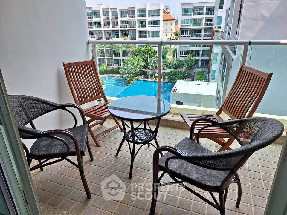 picture 2-BR Condo At The Seacraze Condominium Hua Hin (ID 3388987) - 1/9