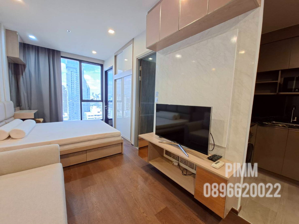 picture Available now, Ready to move in, Ideo Q Victory connected to BTS Victory monument. - 6/20