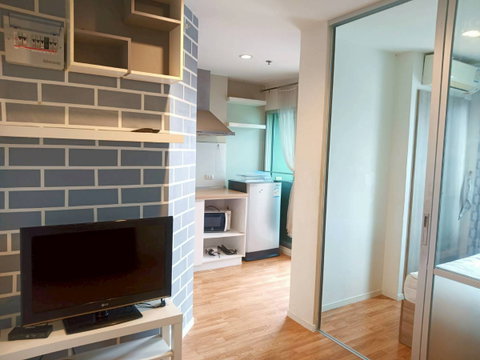 Lumpini Park Nawamin-Sriburapa | 1B1B 22.5 Sq.m. | 8th FL., Building A1 | **Rent 6,500 THB with washing machine | Viewing Add Line ID: @property.ma