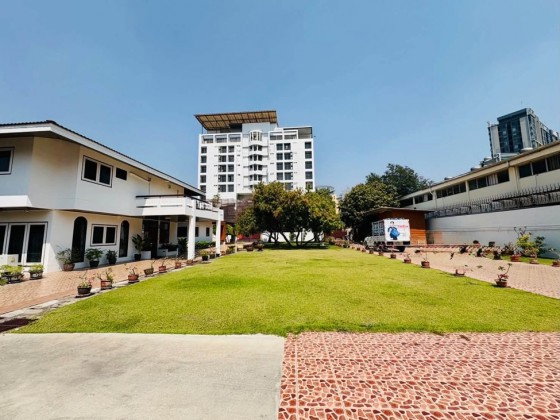 รูป ให้เช่าที่ดิน พร้อมสิ่งปลูกสร้าง / บ้านเดี่ยว 2 ชั้น ทำเล สุขุมวิท / ซอยสุขุมวิท 68 / ใกล้ BTS อุดมสุข / เหมาะหลากหลายธุรกิจ - รูปที่ 3/9