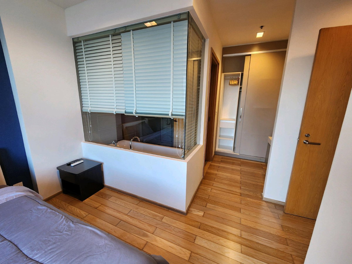 รูป ให้เช่า Siri at Sukhumvit (สิริ แอท สุขุมวิท) 2 Bed 2Bath 70 Sqm. วิวสระว่ายน้ำไซส์ใหญ่ ทำเลทองหล่อในราคาคุ้มที่สุด! เพียง45k - รูปที่ 26/44
