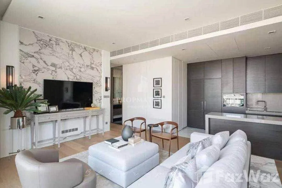 picture Saladaeng One in Si Lom, Bangkok 6855803 - 4/11