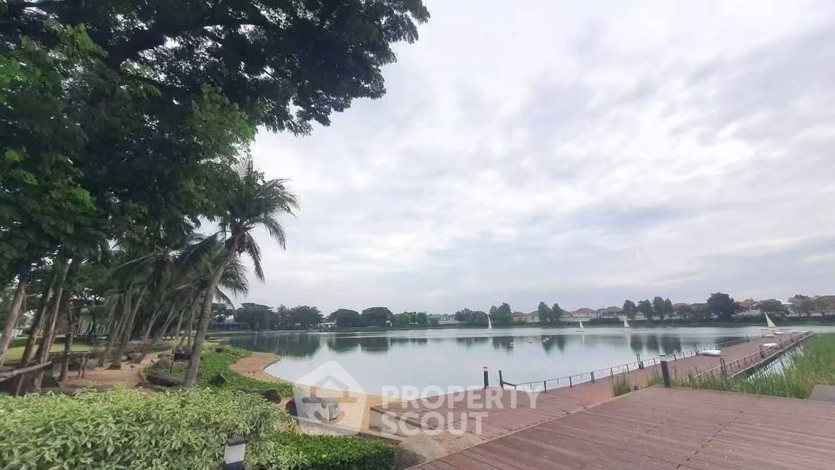ให้เช่าบ้านเดี่ยว 4 ห้องนอน 135 ตร.ม. 135 ตร.ว. มัณฑนา เลค วัชรพล