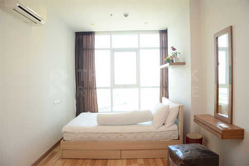Ideo Verve Ratchaprarop Start your comfort here near Airport Rail Link Ratchaprarop Station