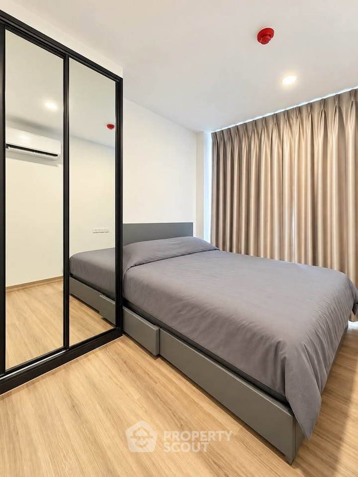 picture 1-BR Condo at Cybiq Ratchada 32 in Chan Kasem (ID 3391531) - 3/9