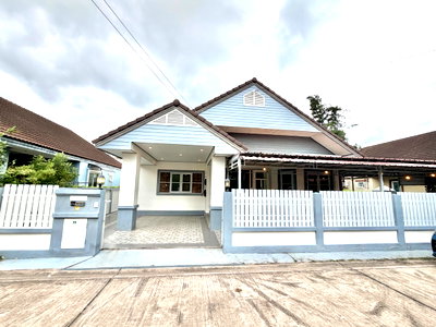 Houses for sale Bang Lamung Chonburi : Rueanpisa Pattaya 4Bed 2Bath for Sale 4.8 MB