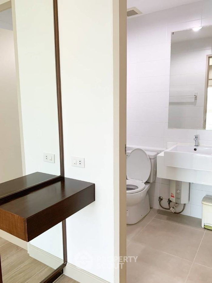 picture 2-BR Condo at Ideo Mix Phaholyothin near BTS Saphan Khwai (ID 1895131) - 13/16