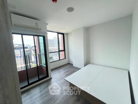 2-BR Condo at Brown Condo Phahol-Saphan Mai in Anusawari (ID 3367194)