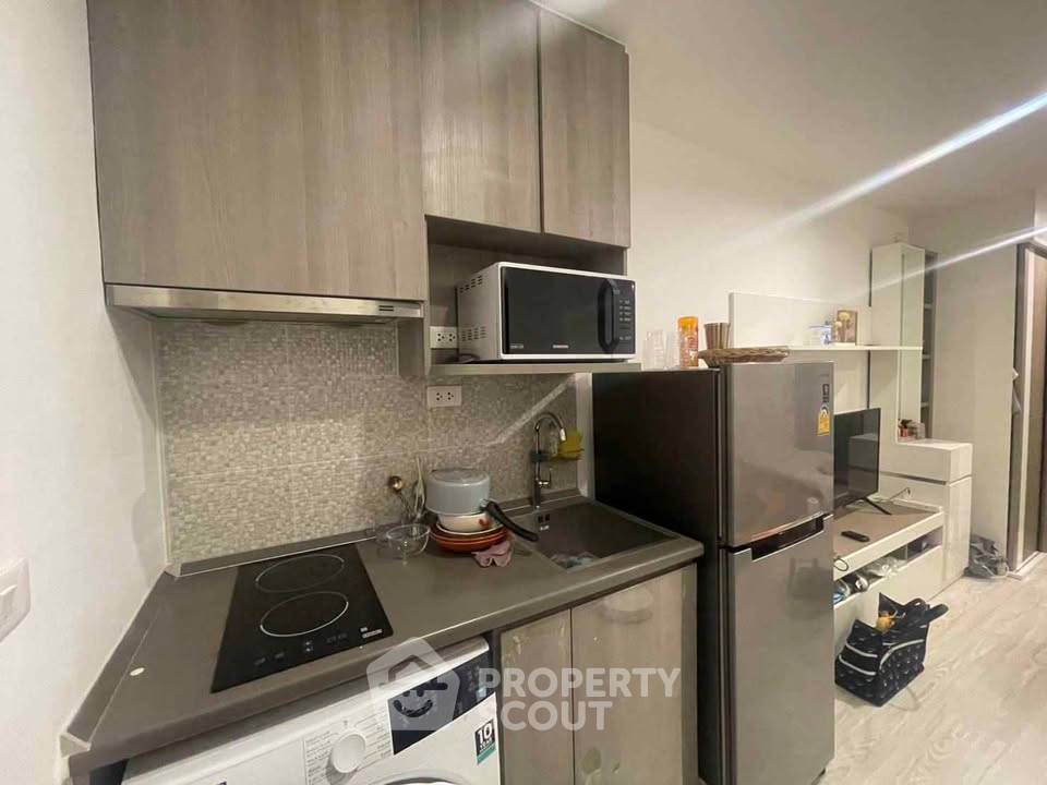 รูป ใกล้ MRT เตาปูน 200ม. | 1-BR Ideo Mobi Grand Interchange Bangsue (ID 3394246) - รูปที่ 3/3