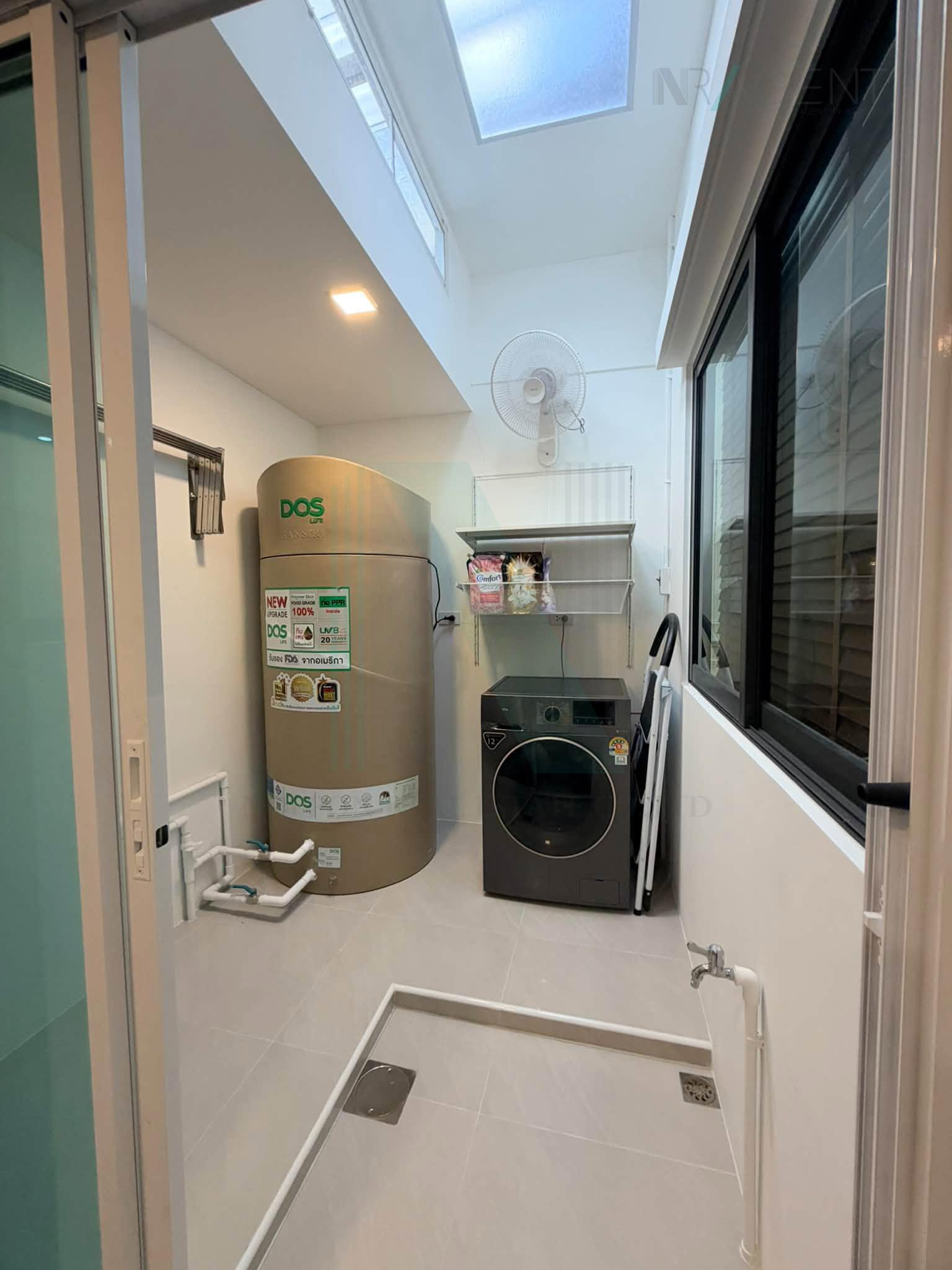 ขายทาวน์โฮม 2 ห้องนอน 111 ตร.ม. 19 ตร.ว. สิริ เพลส ลาดพร้าว 101