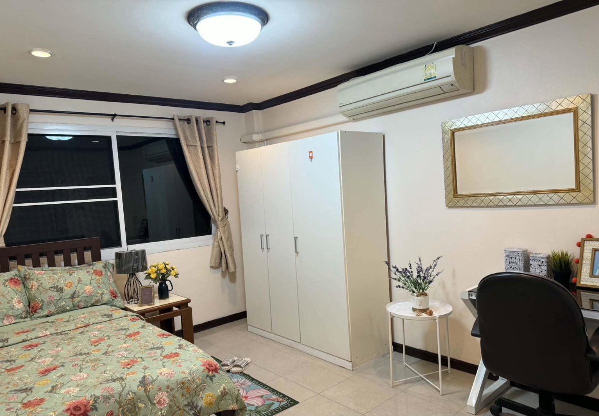 รูป 🏢✨ FOR RENT ทาวน์โฮม 4 ชั้น ROYAL NAKARIN VILLA 5 ห้องนอน 5 ห้องน้ำ Home Office พื้นที่ใช้สอยขนาดใหญ่ 5 - รูปที่ 11/18