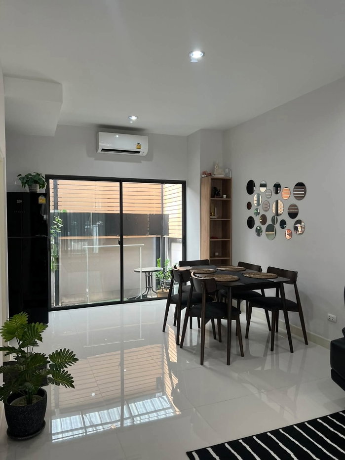 รูป 🏡 ให้เช่า Townhome 3 ชั้น | Baan Klang Muang Rama 9 – Krungthep Kreetha - รูปที่ 4/15