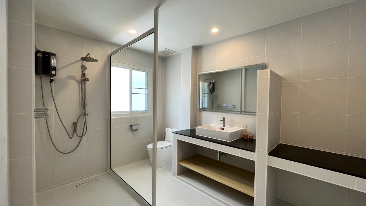 รูป ให้เช่าบ้าน 4 ห้องนอน ปรับปรุงใหม่ ใกล้โรงเรียนนานาชาติ | แม่เหียะ–หางดง เชียงใหม่ (EN below) - รูปที่ 16/25