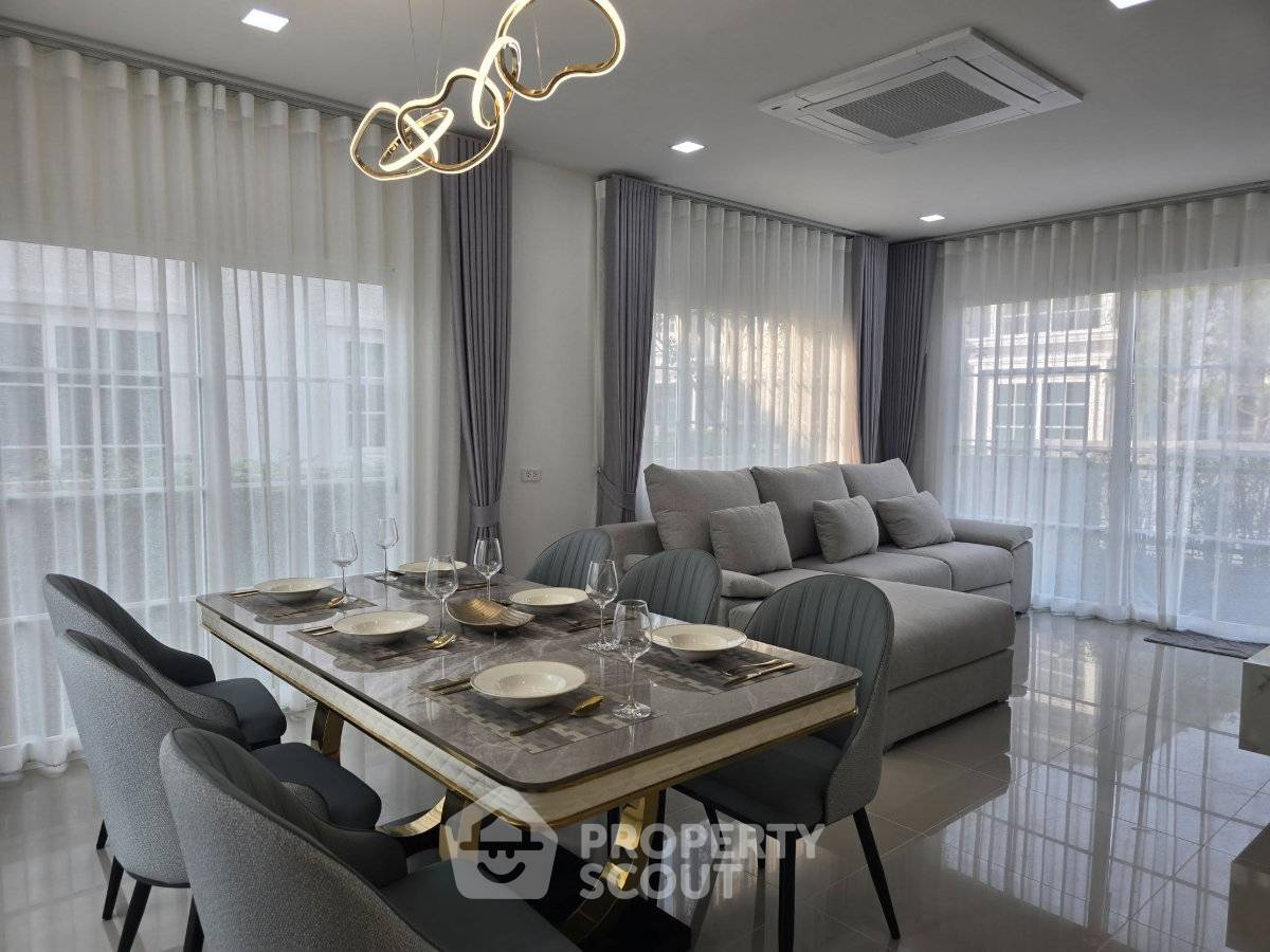 รูป บ้าน 4-ห้องนอน ที่ โกลเด้น นีโอ สุขุมวิท-ลาซาล ใกล้ BTS สำโรง (ID 3392997) - รูปที่ 1/9
