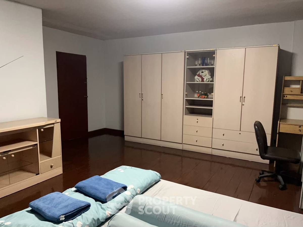 ขายบ้านเดี่ยว 3 ห้องนอน 200 ตร.ม. 36 ตร.ว. เขตวังทองหลาง