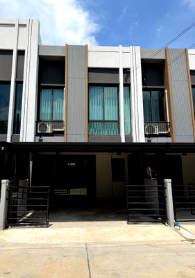 Townhouses for rent : For Rent Townhouse Pleno Sukhumvit Bangna4 GH683