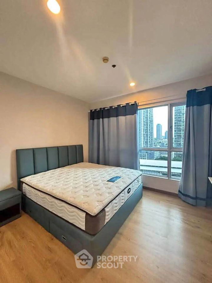 รูป ห่าง BTS กรุงธนบุรี เพียง 90 ม. | คอนโด 1 ห้องนอน Hive Sathorn (ID 3395761) - รูปที่ 1/9