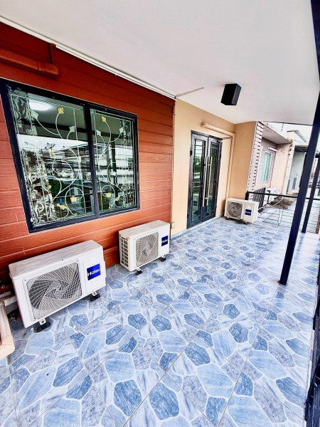 picture only 7-Eleven 100m. WatLatPlaKhao.200m. Special 15% discount BTS/MRT LatPlaKhao For Rent 2 Storey Townhouse 3-4Beds 2Baths - 6/8