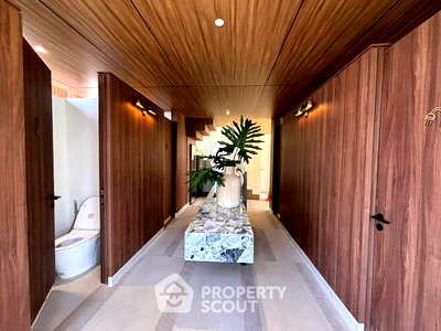 Condos for rent : 2-BR Condo at ROMM CONVENT near BTS Sala Daeng (ID 3390889)