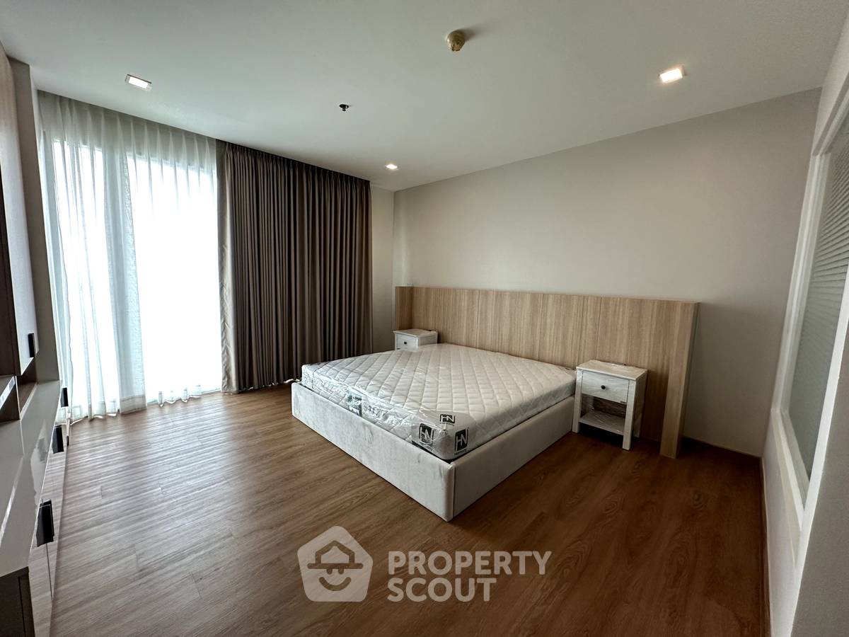 picture 33rd-Floor 3-BR At Sky Walk Residences, 200m To BTS Phra Khanong (ID 3391775) - 12/18