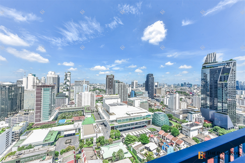 XT Phayathai High-potential Location, Not as Expensive as You Think near Airport Rail Link Phaya Thai Station