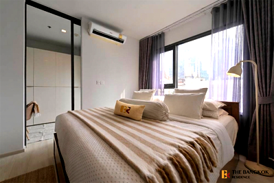 Condos for sale : Life One Wireless More Convenience, Full Relaxation