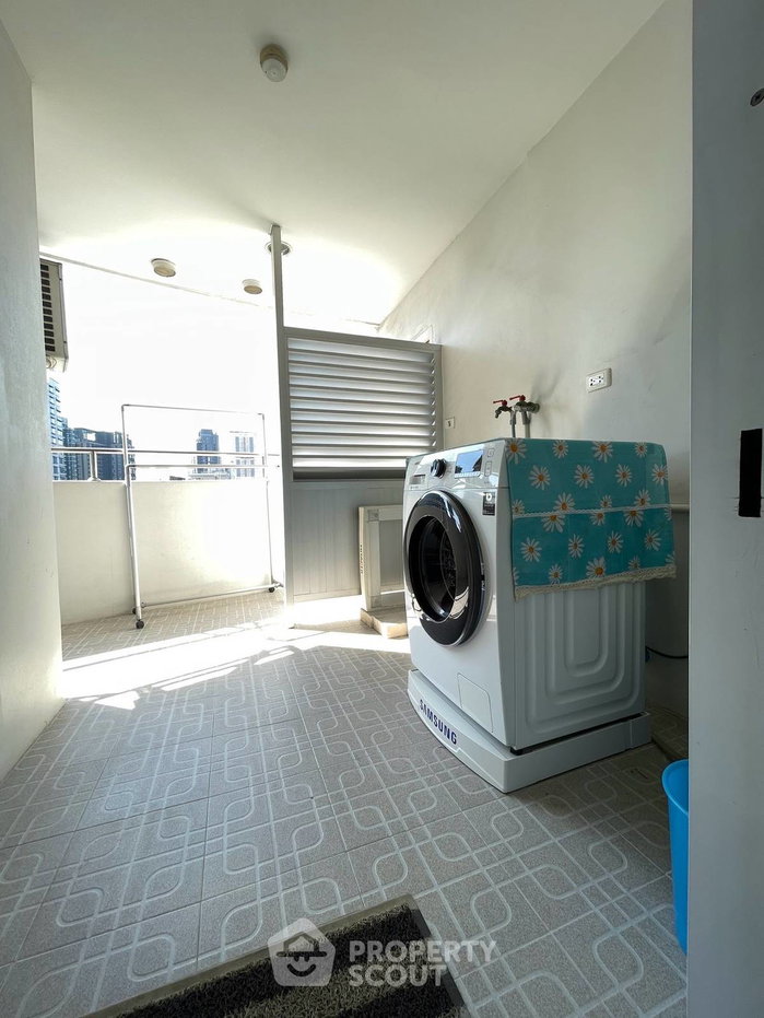 รูป ใกล้ BTS ทองหล่อ 200 ม. | คอนโด 3 ห้องนอน 165 ตร.ม. Fifty Fifth Tower Thonglor (ID 3385235) - รูปที่ 9/9