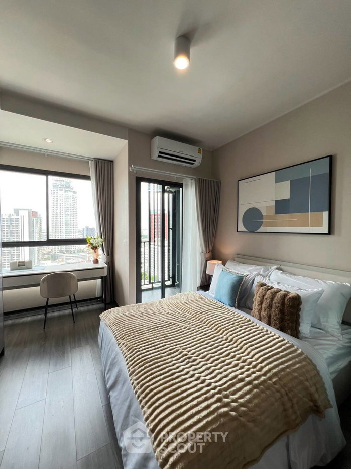picture 200m To BTS Phra Khanong | 1-BR KnightsBridge Space Sukhumvit-Rama4 (ID 3393446) - 9/16