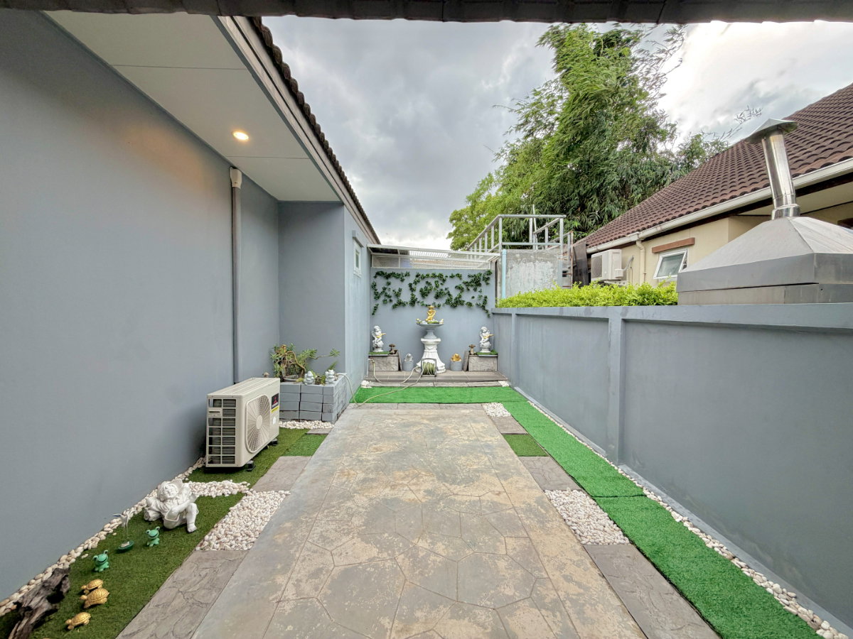 รูป บ้านเรือนภิษา 4 ห้องนอน 2ห้องน้ำ ต่อเติมครบ พร้อมเข้าอยู่ 4.8 ล้านบาท - รูปที่ 20/23