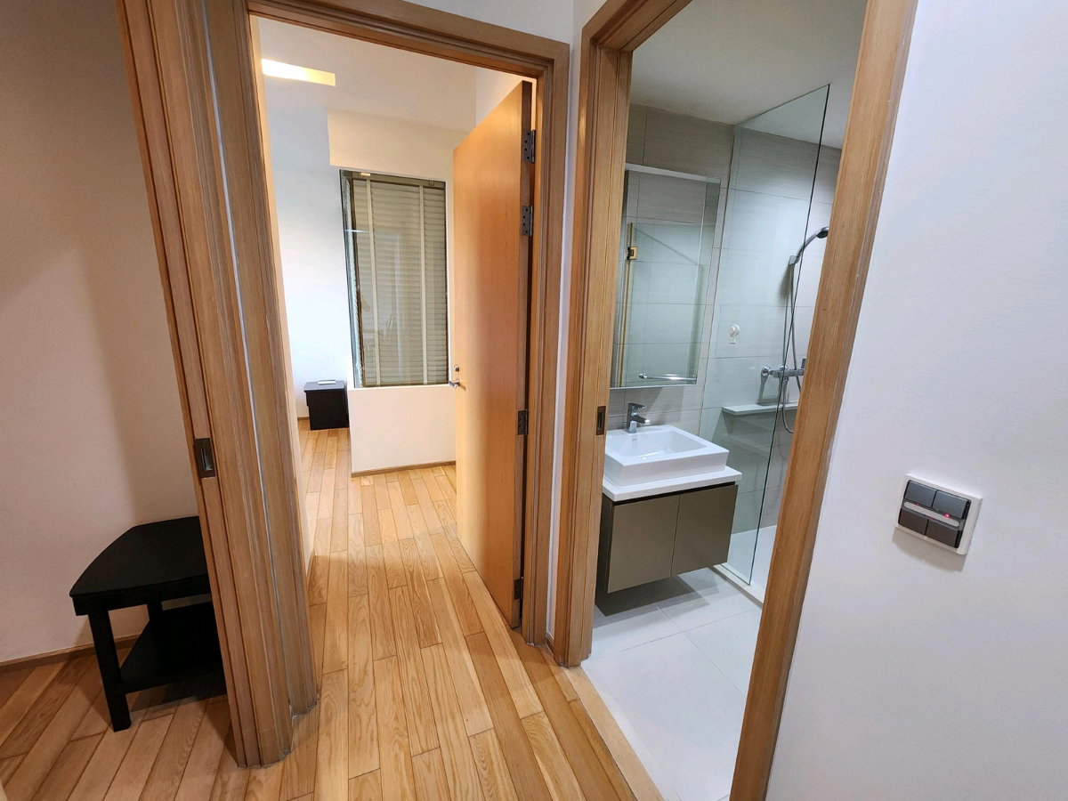 รูป ให้เช่า Siri at Sukhumvit (สิริ แอท สุขุมวิท) 2 Bed 2Bath 70 Sqm. วิวสระว่ายน้ำไซส์ใหญ่ ทำเลทองหล่อในราคาคุ้มที่สุด! เพียง45k - รูปที่ 19/44