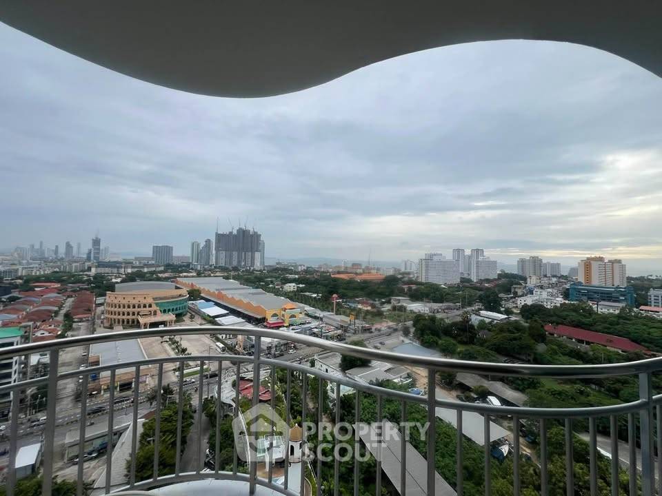 picture Great Value 2-BR At Supalai Mare Pattaya, High Floor (ID 3395066) - 18/18
