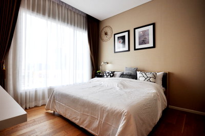 คอนโดให้เช่า : P-56930 คอนโดให้เช่า The Saint Residences ห้องชั้นกลาง อาคาร B ใกล้ MRT พหลโยธิน | 1 นอน 35 ตรม. เข้าอยู่ได้เลย Line@easythaihome 085-592-2897