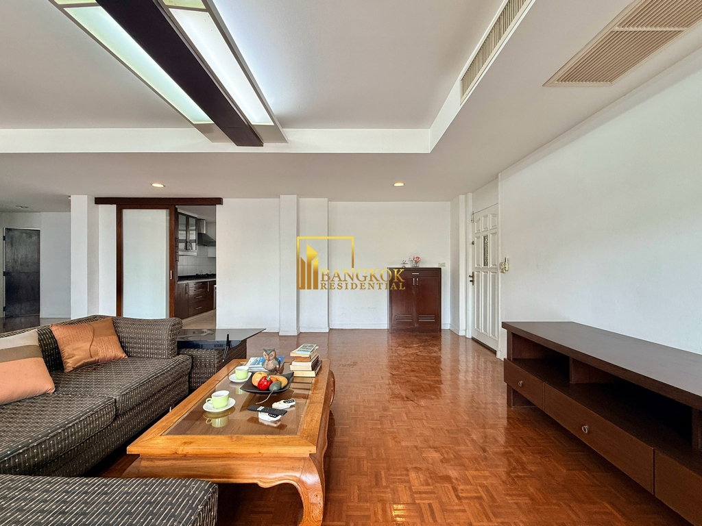 รูป Charming 3 Bedroom Apartment For Rent in Phrom Phong Area - BR20081AP - รูปที่ 4/42