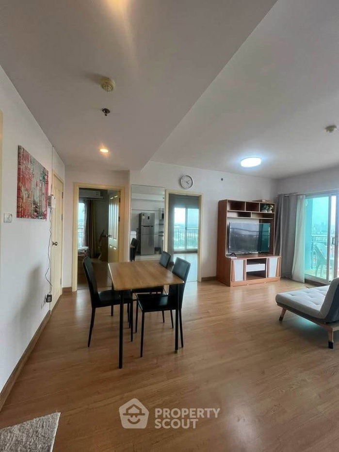 picture Great Value 2-BR At Supalai Mare Pattaya, High Floor (ID 3395066) - 4/18