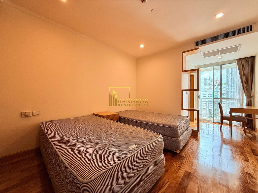 รูป Expansive 3 Bedroom Apartment For Rent in Phrom Phong Area - BR0345AP - รูปที่ 20/48