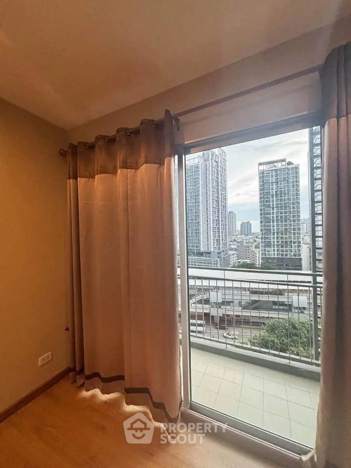 รูป ห่าง BTS กรุงธนบุรี เพียง 90 ม. | คอนโด 1 ห้องนอน Hive Sathorn (ID 3395761) - รูปที่ 7/9