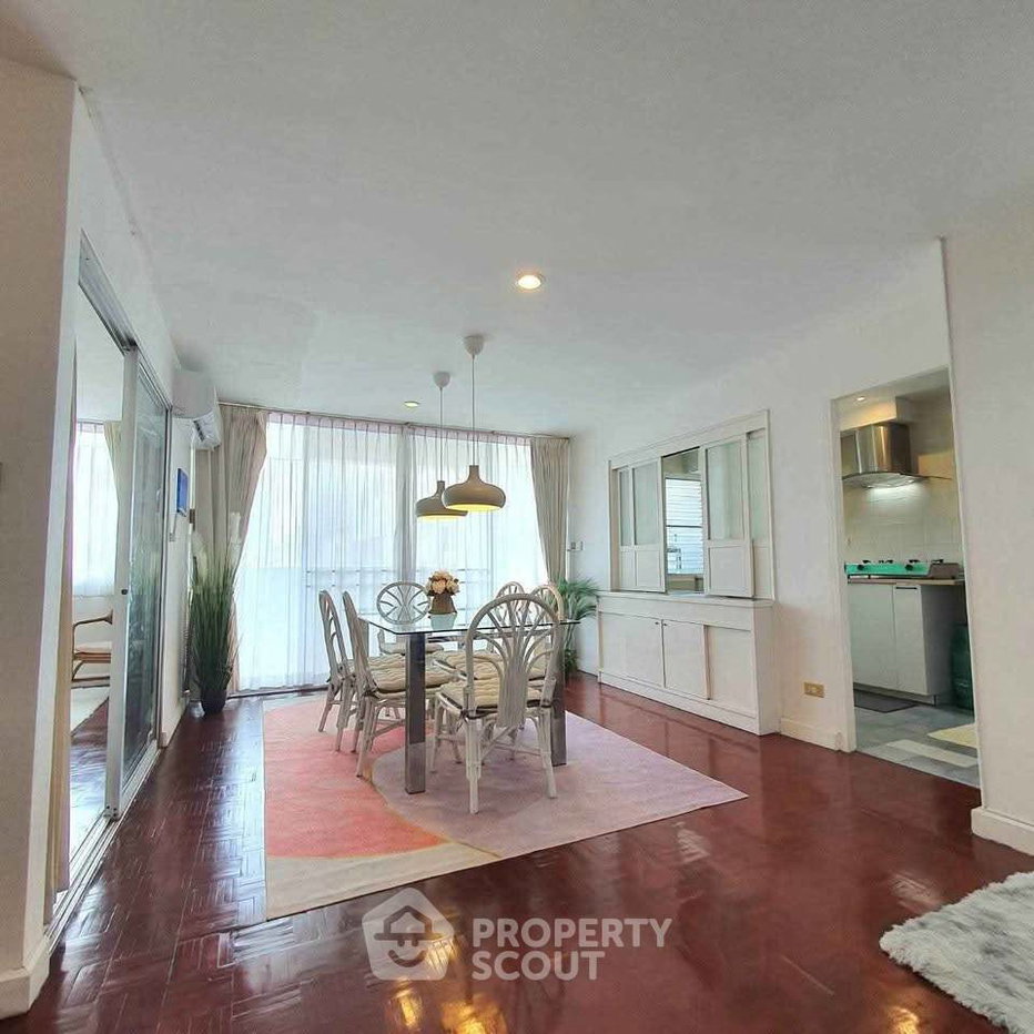 picture 3-BR D.S. Tower 2 Sukhumvit 39 Condominium Near MRT Sukhumvit (ID 2806740) - 3/10