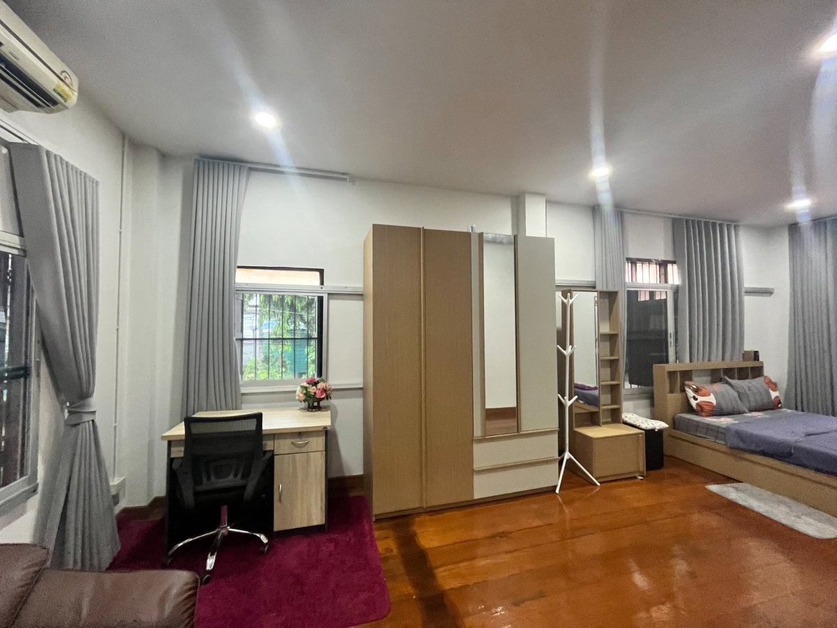 รูป  บ้าน 3 ห้องนอน พร้อมระเบียงจัดเลี้ยง ให้เช่า | ช้างเผือก ใกล้แยกข่วงสิงห์ เชียงใหม่ (EN below) - รูปที่ 26/46