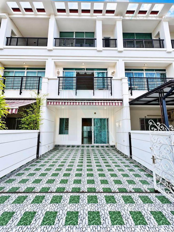 รูป 📌 ให้เช่าทาวน์เฮาส์ 3 ชั้น บ้านกลางเมือง เออบาเนี่ยน สุขุมวิท 113 3 ห้องนอน 3 ห้องน้ำ - รูปที่ 1/8